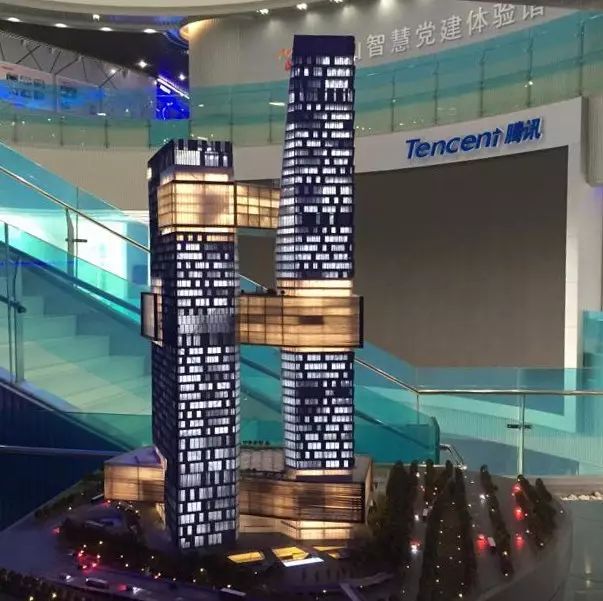 On-site Installation of the Tencent Building of Binhai Model