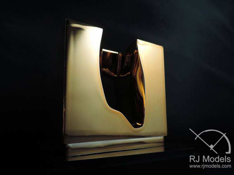 Model made of Metal