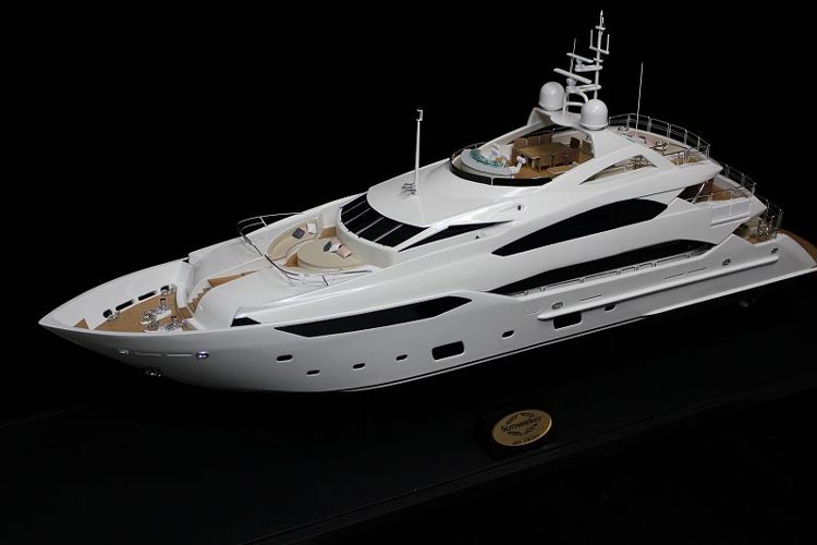 yacht model