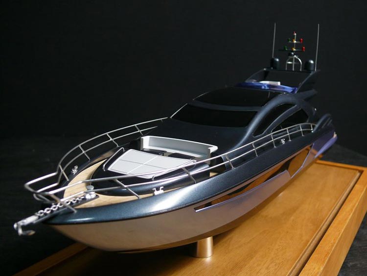 yacht model