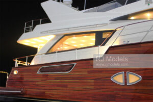 GLORIOUS YACHTS 1:68 - 4