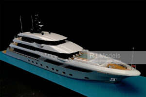 Gulf Craft Majesty 175 1:40 - 1