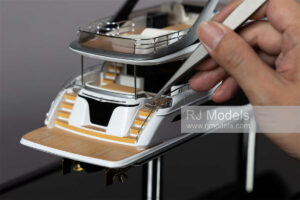 Princess Y72 Yacht Model, 1:60 - 4