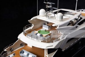 Sunseeker Predator 115 1:30 - 3