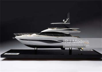 Flybridge Yacht Model Flybridge Yacht Model